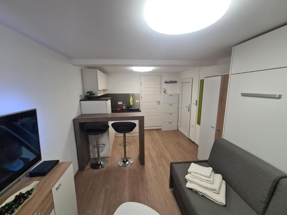 Апартаменты Apartma Sasko Изола Экстерьер фото